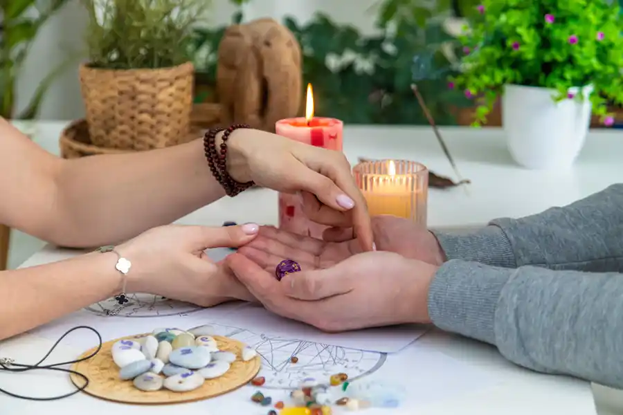 Understanding Life Lines in Palm Reading Sessions Palatine, IL Understanding Life Lines in Palm Reading Sessions Palatine, IL